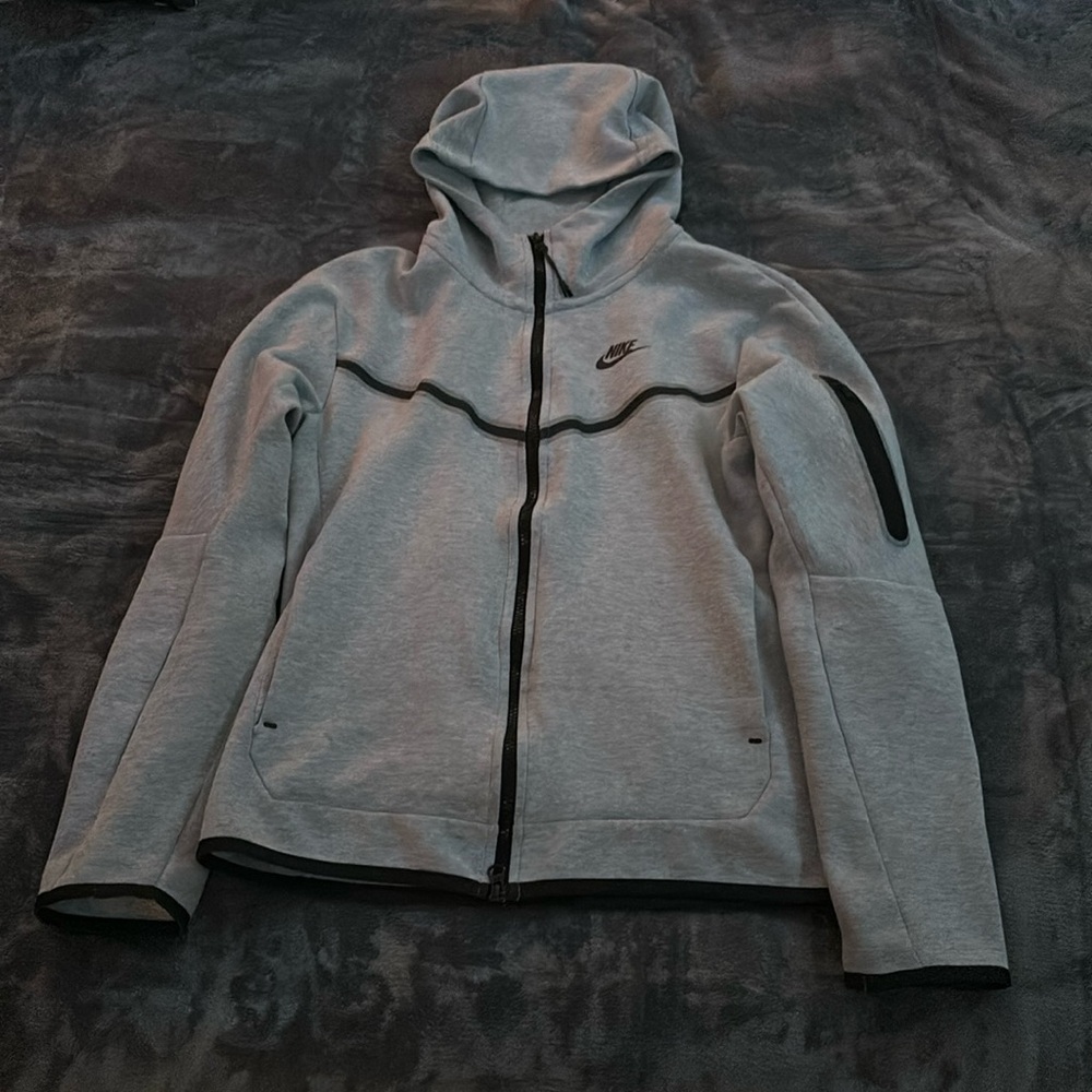 Grey Nike Tech